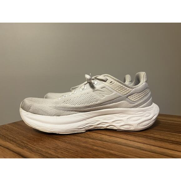 New Balance Fresh Foam x 1080v13 Womens Size 11B White Running Shoes Sneakers - Picture 3 of 9